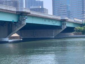 朝潮大橋（新富町から晴海豊洲方面に向かう大きな橋）